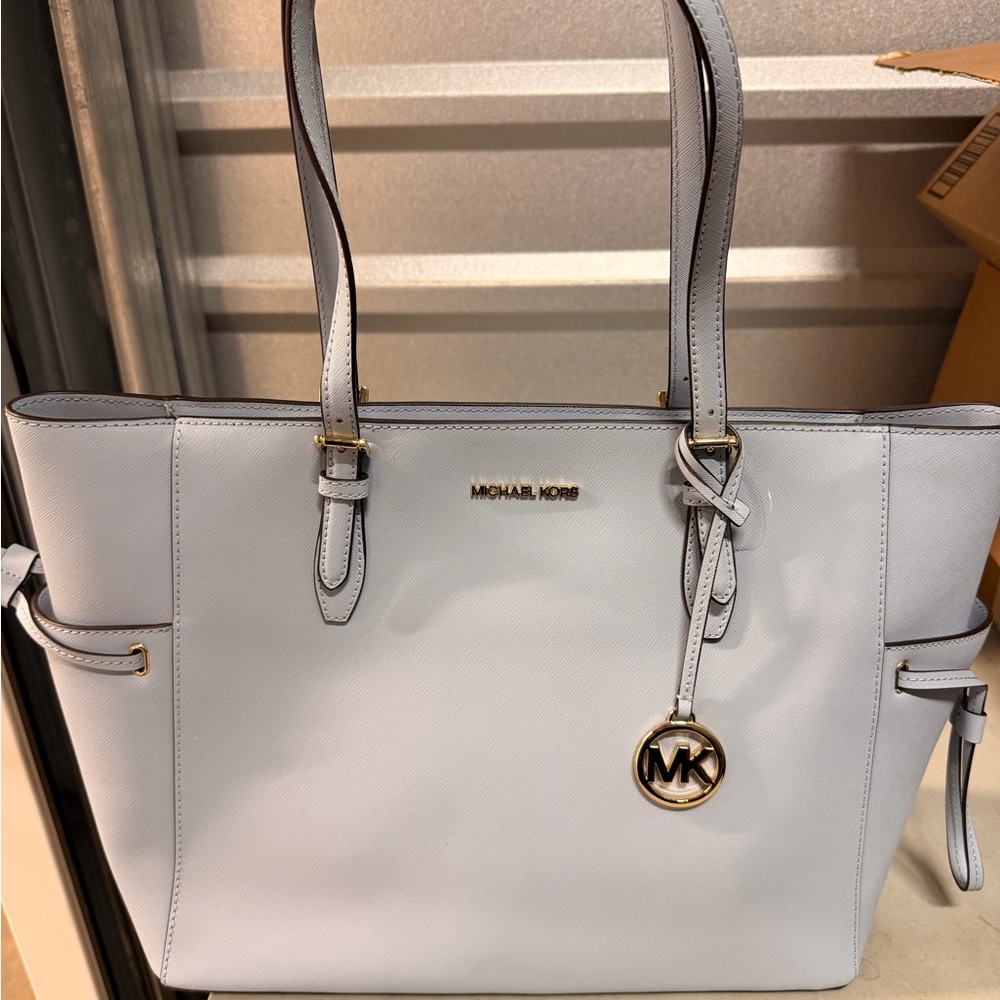 Michael Kors Elegant Sky Blue Gilly Large Tote
